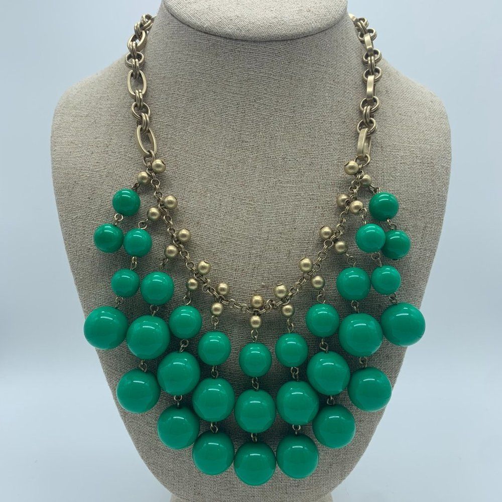 Stella & Dot Jolie Necklace - Kelly Green Bead Bib Necklace